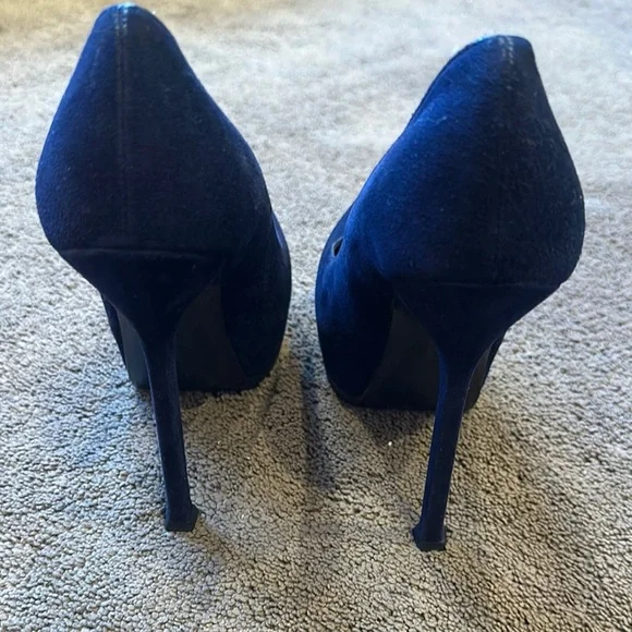 Yves Saint Laurent Blue Stiletto Heels - Authentic - Picture 3 of 8